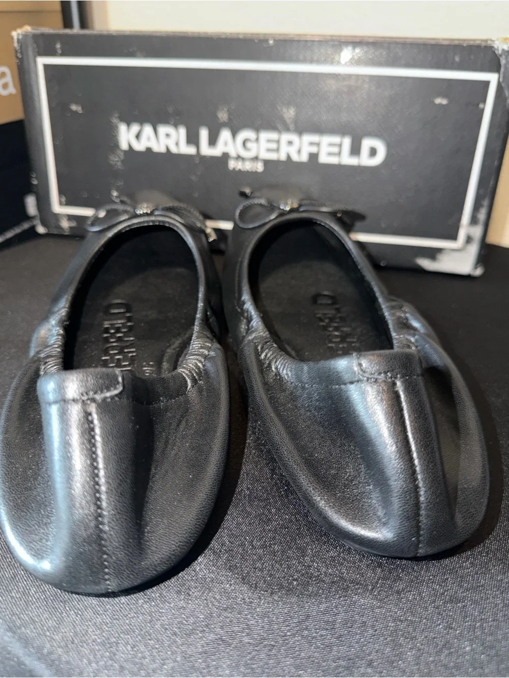 Karl Lagerfeld Black Leather Elastic Ballet Flat with Logo Bow